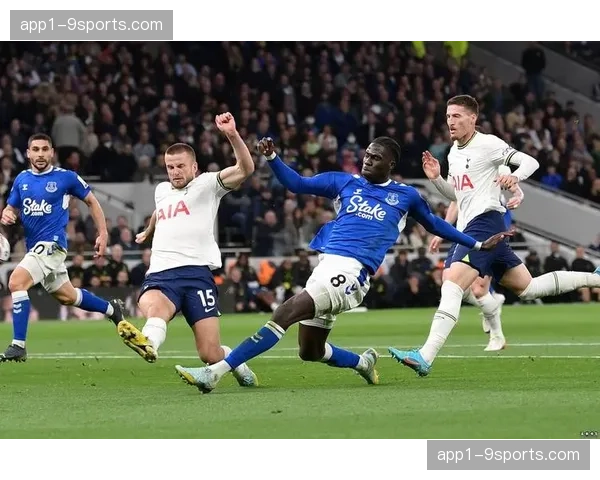 埃弗顿 0-0 伯恩利 太妃糖防守紧凑取一分